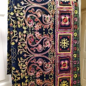 Pakistani velvet dophtta shawl